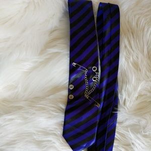 Tie